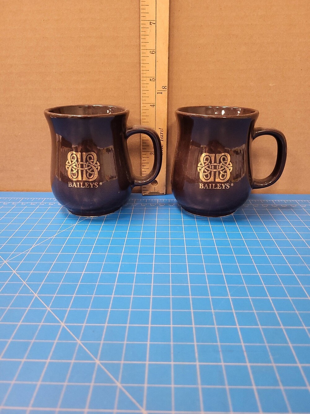 Baileys Irish Cream Coffee Mugs Set 2 Brown Barware Drinkware Collectible Cups
